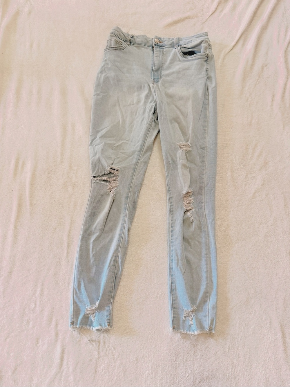Light Blue Distressed Women's Jeans